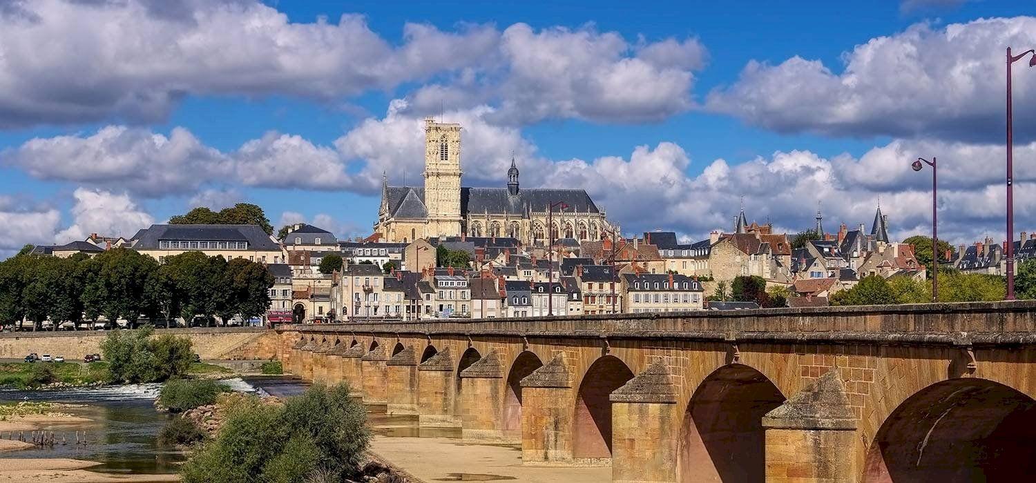 Photo du centre de Varennes-Vauzelles à proximité de Nevers